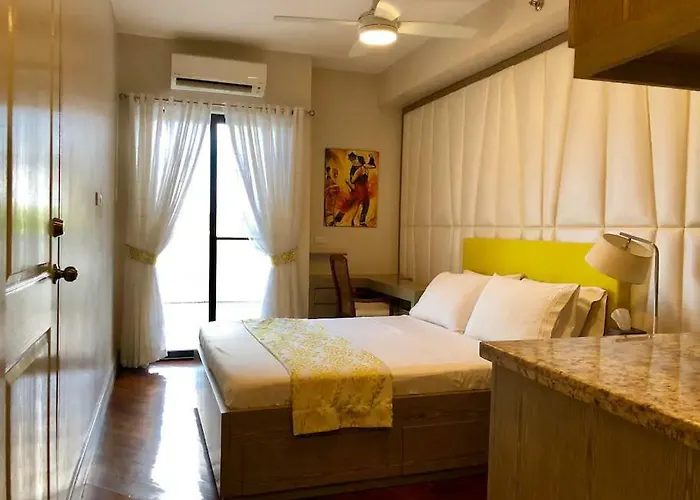 500mbps Wi-fi 2 Largest 2 Bdrm In Grand Residences Cebu