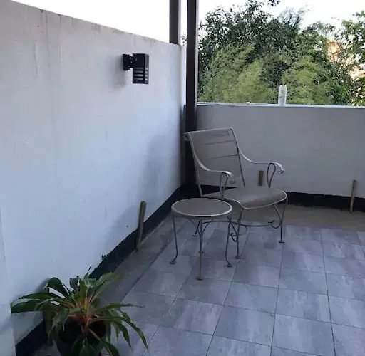 Apartment 500mbps Wi-fi 2 Largest 2 Bdrm In Grand Residences