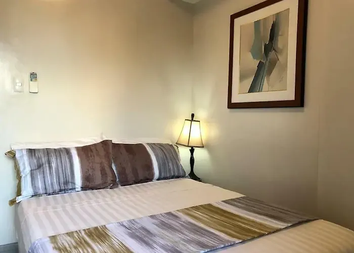 500mbps Wi-fi 2 Largest 2 Bdrm In Grand Residences Apartment