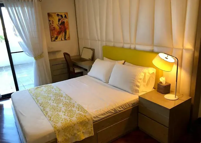 500mbps Wi-fi 2 Largest 2 Bdrm In Grand Residences Apartment *